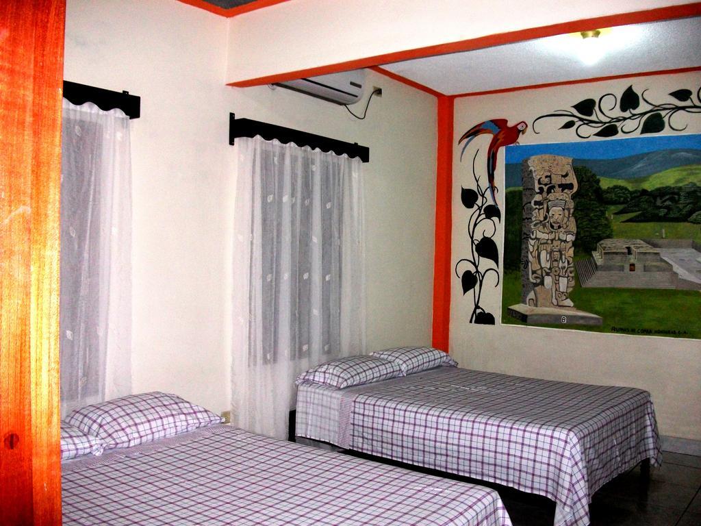 Hotel & Hostal Yaxkin Copan Room photo