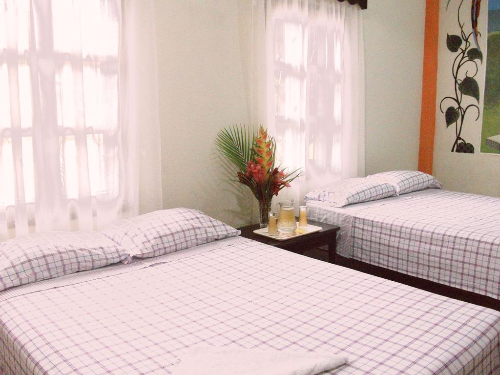 Hotel & Hostal Yaxkin Copan Room photo